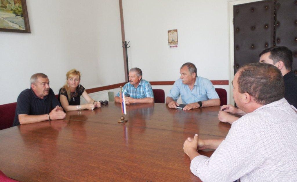 Verzii solidari cu sârbii și la bine și la greu....