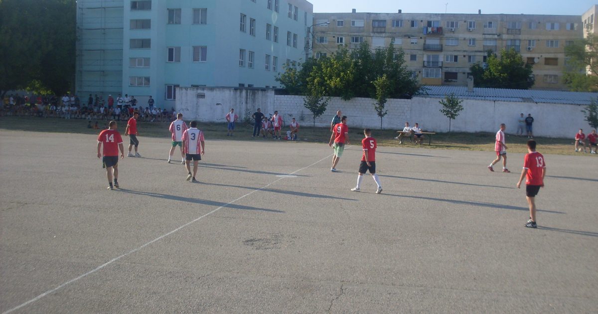 Rezultatele meciurilor disputate joi şi vineri!