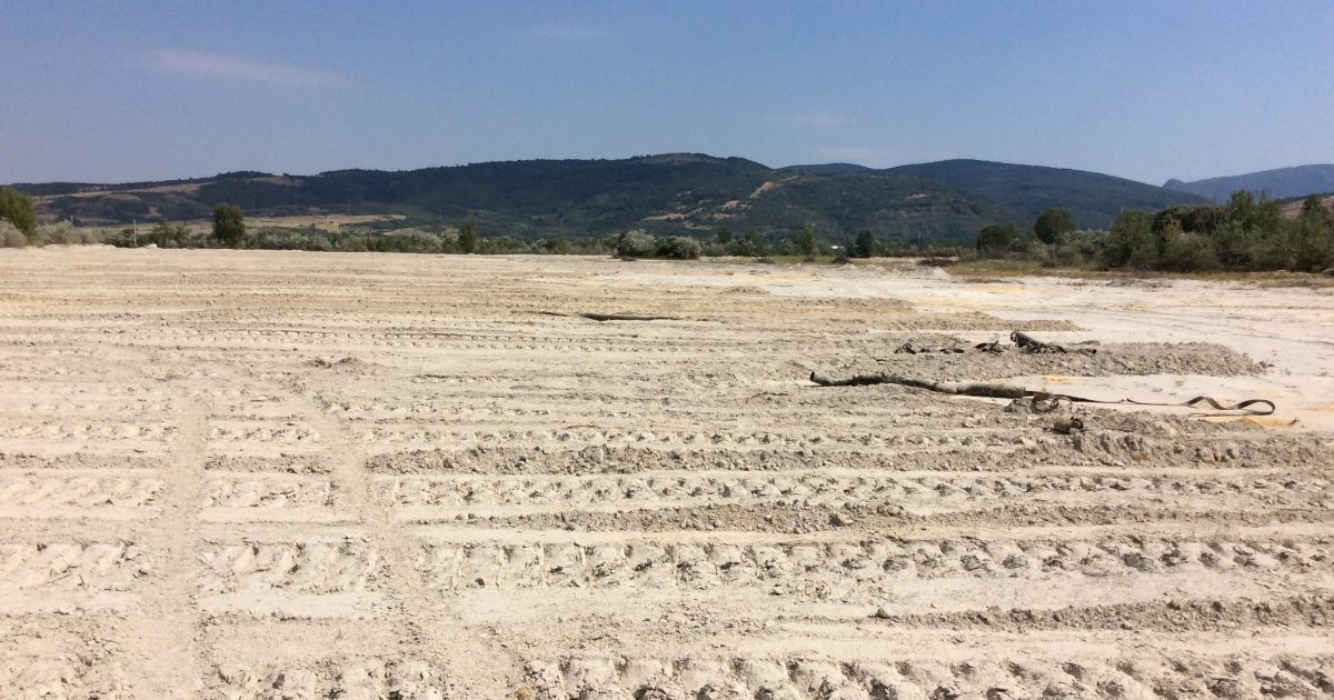 Proiect început cu mare tamtam lăsat de izbeliște!