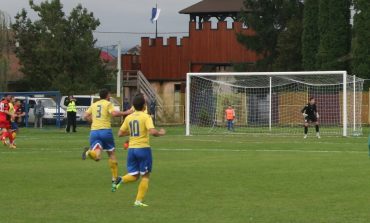 Înfrângere de coşmar în Parcul Teiuş. FC Caransebeş - Gaz Metan Mediaş 0-5!