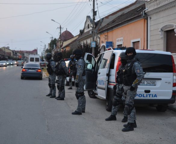 Șpagă extinsă în Caraș-Severin, un inspector SSM prins în flagrant