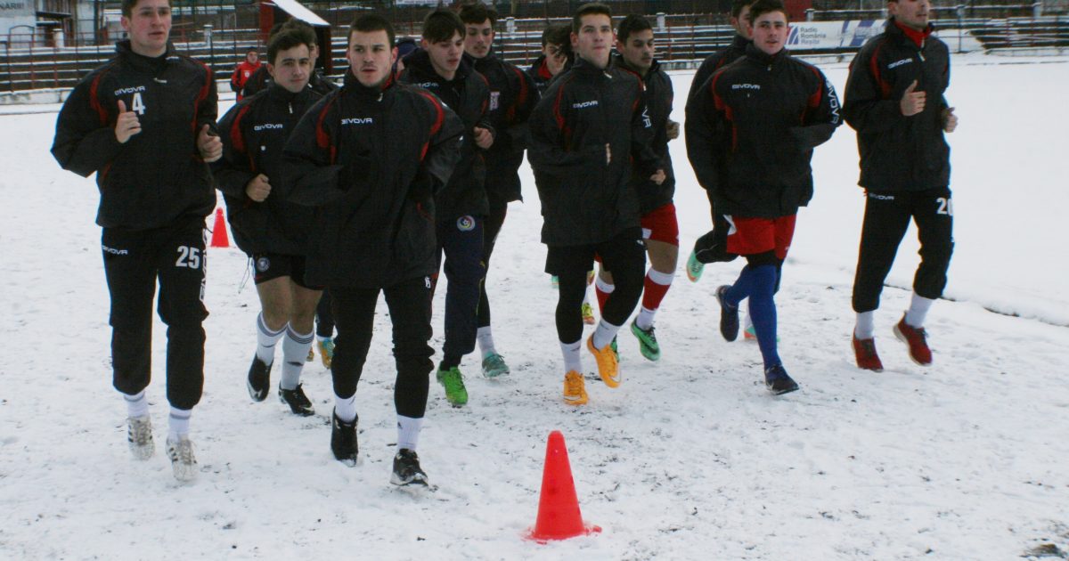 Metalul Reşiţa, cea mai tânără echipă de fotbal din ţară!