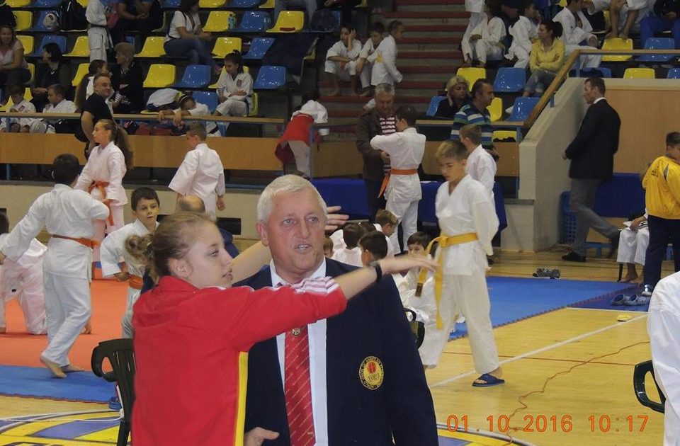 Sandra Lipan, cea mai bună sportivă a secției de karate în 2016