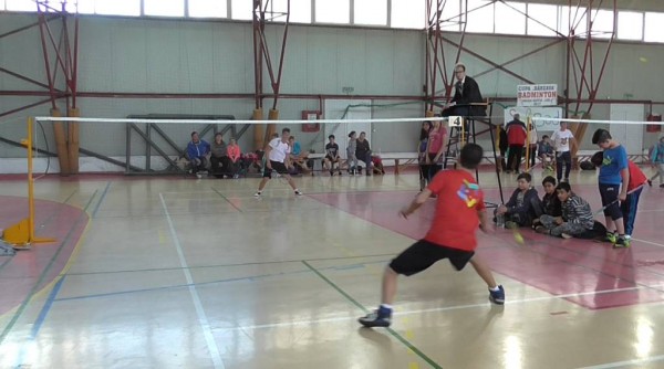 „Cupa Bârzava” la badminton, un real succes