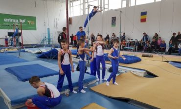 10 medalii naționale școlare pentru secția de gimnastică de la Reșița