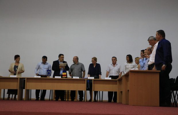 Alegeri anticipate pentru consiliul local Moldova Nouă?
