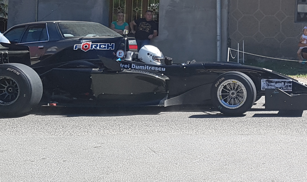 Pilotul reșițean, Claudiu Ciucă a concurat onorabil "acasă"