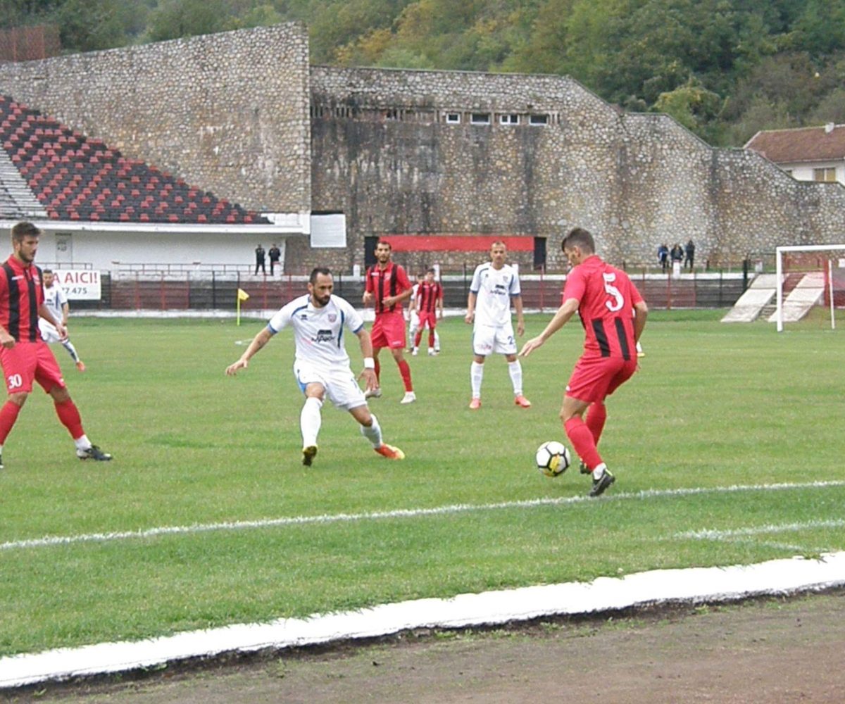 CSM Școlar, primul meci oficial, cu Daniel Oprița principal
