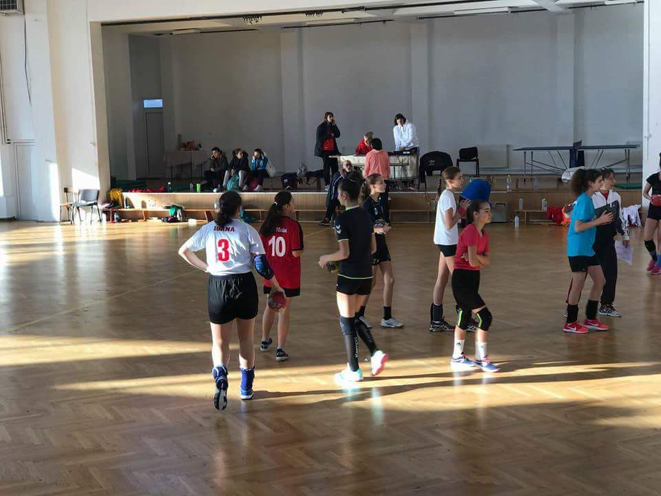 Handbalistele profesoarei Lucia Moruț, speră la un loc în lotul național de cadete