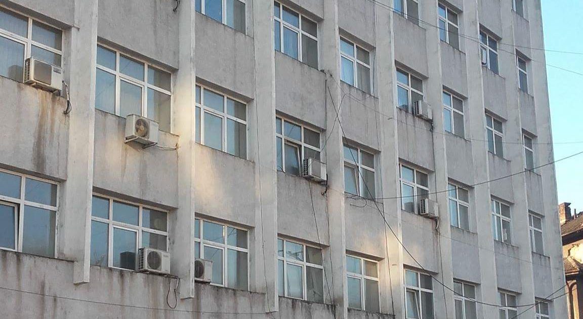 Veste bună pentru absolvenți!