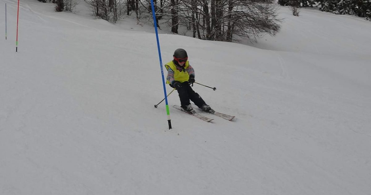 Iubitorii sporturilor de iarnă sunt așteptați pe Semenic!