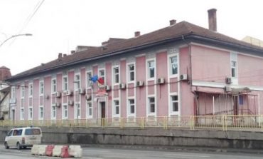 Casa de Pensii Caraș-Severin s-a pronunțat : “Legea nu permite înființarea unui punct de lucru la Caransebeș”!