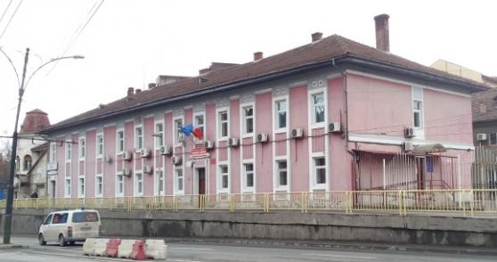 Casa de Pensii Caraș-Severin s-a pronunțat : “Legea nu permite înființarea unui punct de lucru la Caransebeș”!