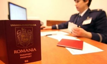 Executivul a extins valabilitatea paşapoartelor emise de România.