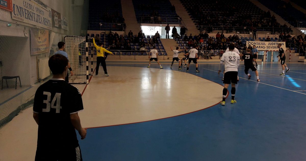 O candidată la promovare, învinsă de handbaliștii de la CSM Reșița!