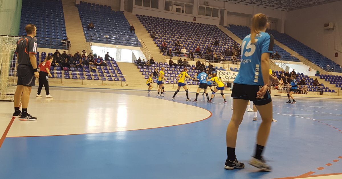Echipa de handbal feminin, CSU Reșița își așteaptă fanii în Polivalentă!