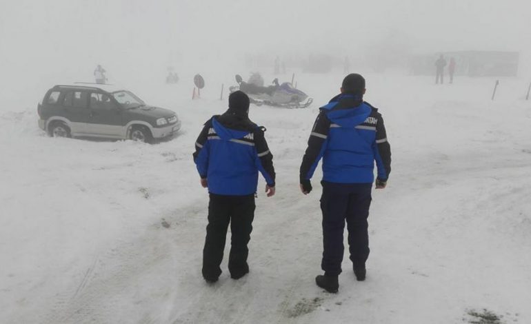 Jandarmii cărășeni dau sfaturi importante turiștilor montani!