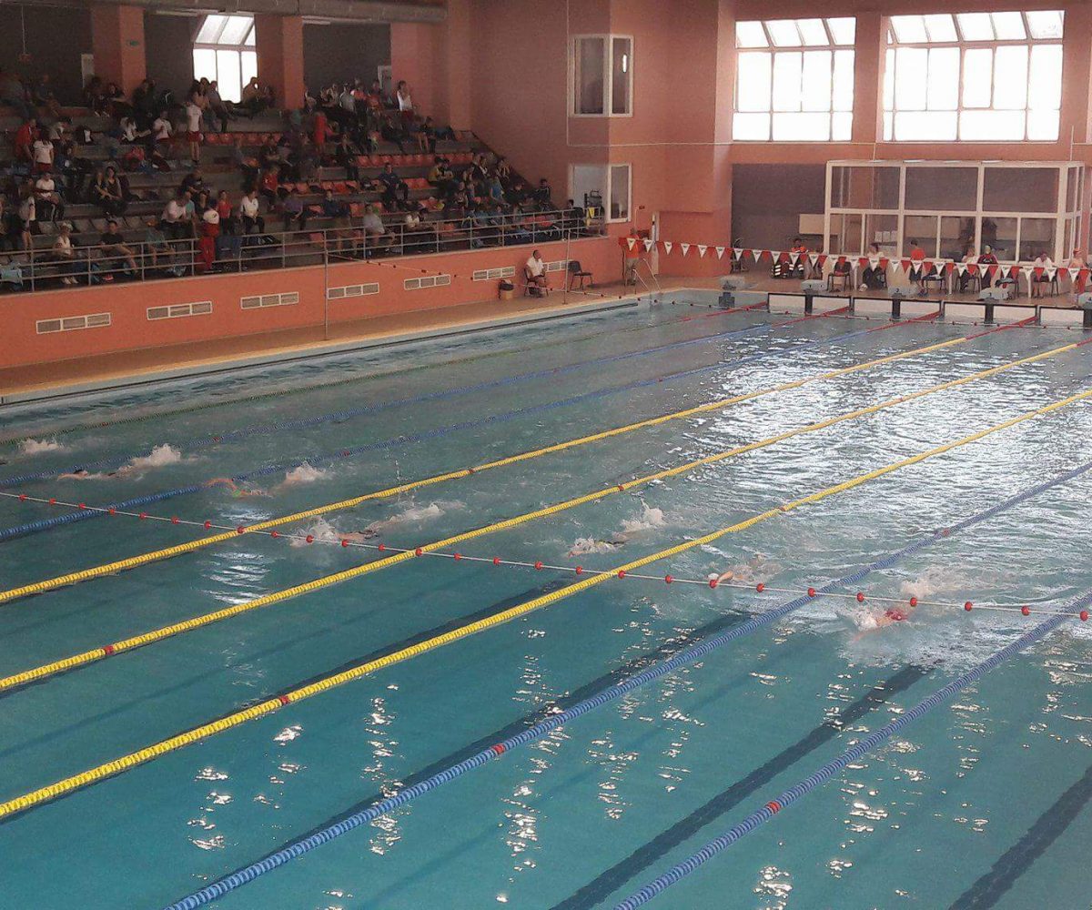 Patru medalii pentru Reșița, la etapa regională a Campionatului Național de înot cadeți!