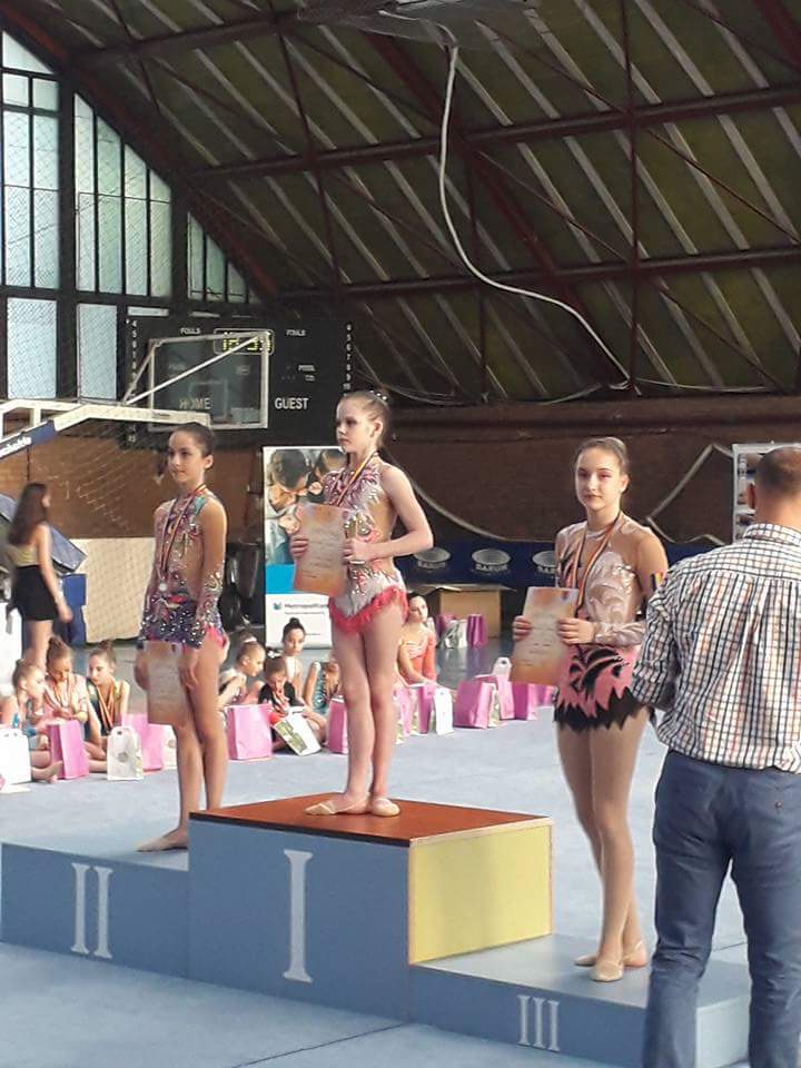 Gimnastele de la Reșița, număr impresionant de medalii la „Cupa Timișoara”!
