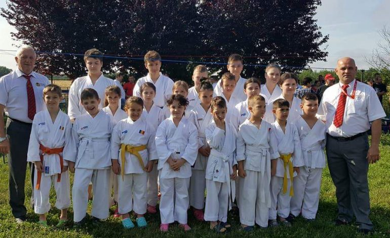 Karateka reșițeni, pe podium la “Cupa Dragonul”!