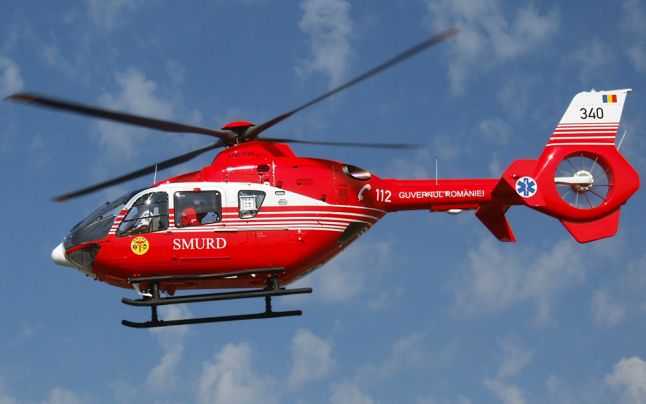 Elicopterul SMURD a ajuns la Moldova Nouă