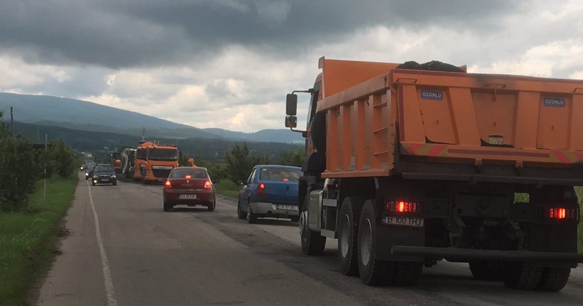 CNAIR lucrează în ,,draci” pe DN 57, tronsonul Oravita- Greoni