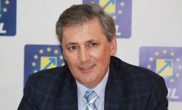 Parlamentul a votat moțiunea de cenzură, anunțul făcut chiar de Marcel Vela