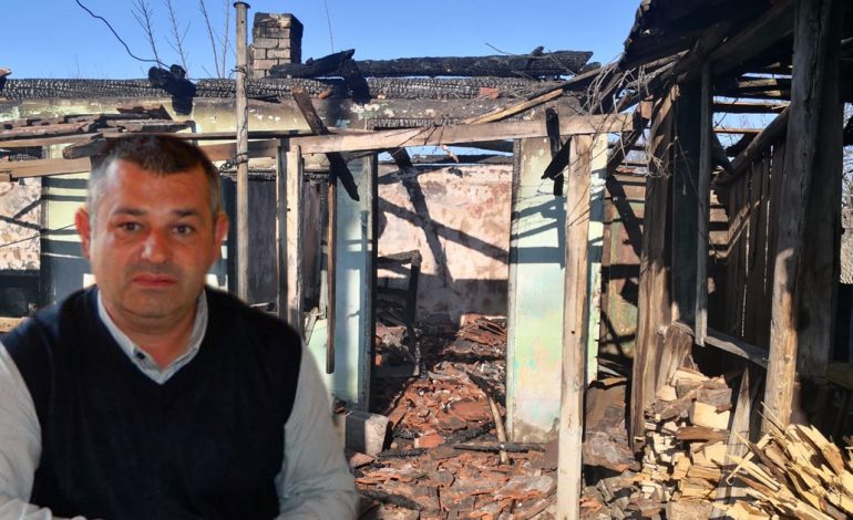 La un pas de tragedie la Răcășdia, o mamă și fiul ei scoși din flăcări cu puțin timp înainte de a ajunge pompierii