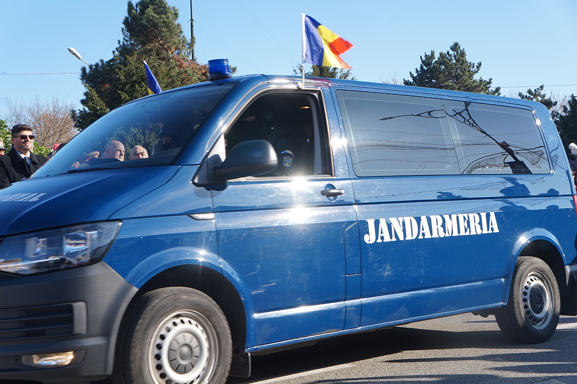 Ajutor de la jandarmi în prag de sărbători
