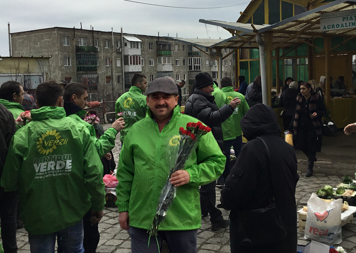 Verzii au dat start-ul campaniei electorale în Moldova Nouă şi Oraviţa