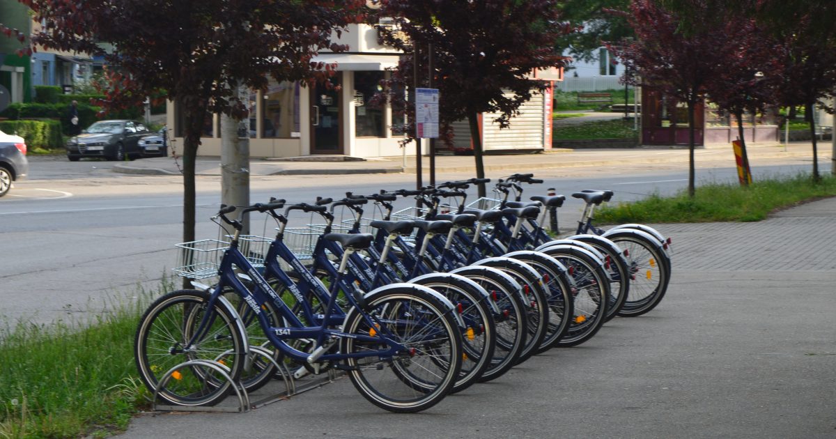 Popa mai bifeaza un proiect,relaxare pe biciclete pentru reșițeni
