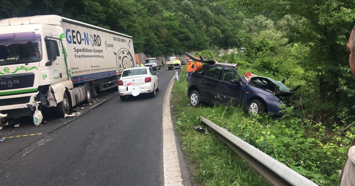 Grav accident rutier pe DN 58B in Zona localitatii Bocsa