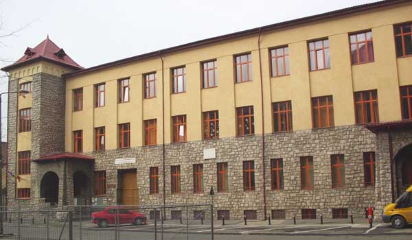 CJSU a aprobat suspendarea cursurilor a unei clase din cadrul Colegiului Național ”Diaconovici-Tietz” Reșița, pe o perioadă de 14 zile, începând cu data de 23.09.2020!