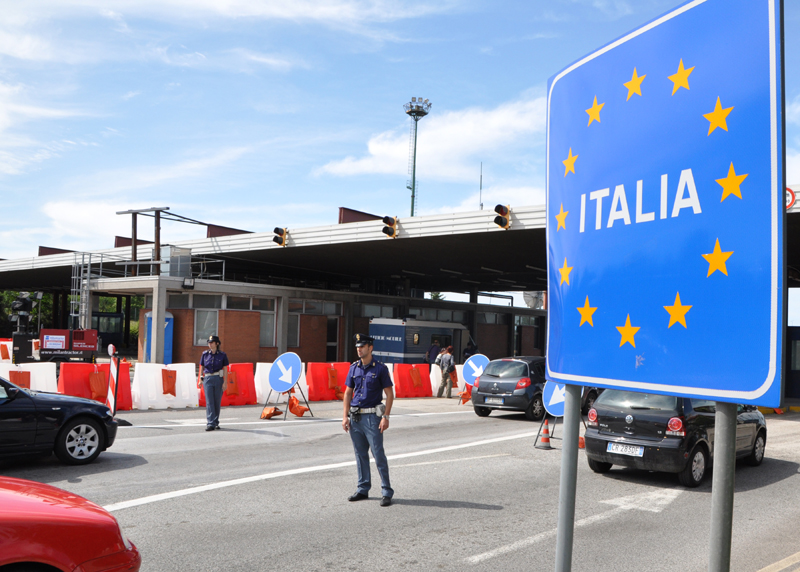 Italia relaxează o parte dintre restricţiile impuse românilor la intrarea în ţară,pentru perioada 14-10-2020/13-11-2020!