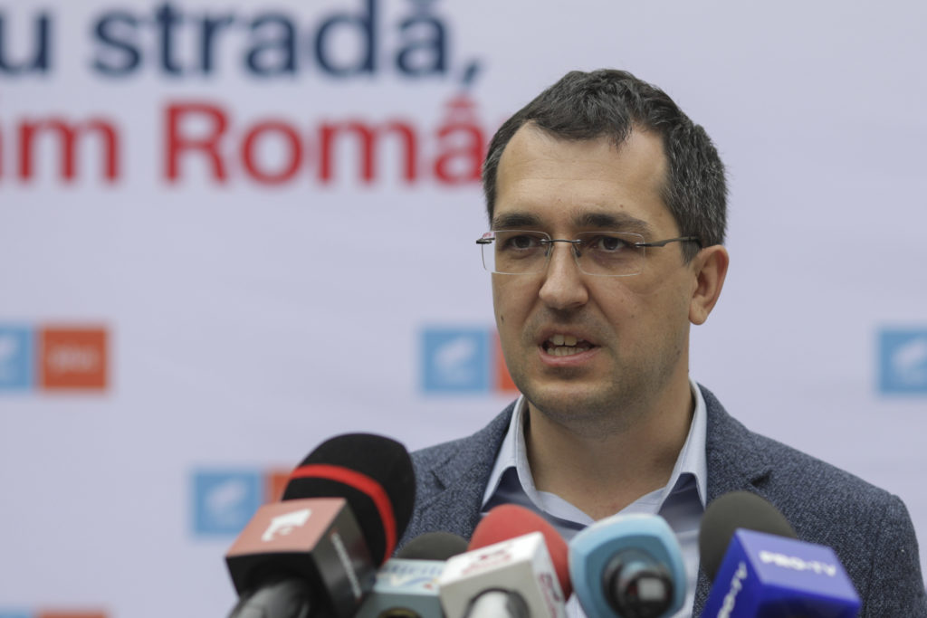 Ministrul Sanatatii Vlad Voiculescu : liberalii au măsluit cifrele pandemiei, înainte de alegeri!