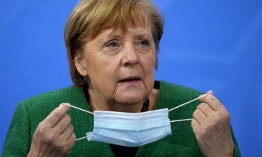 Angela Merkel,renunta la carantinare de Pasti ! ”Este greșeala mea și cer iertare populației”