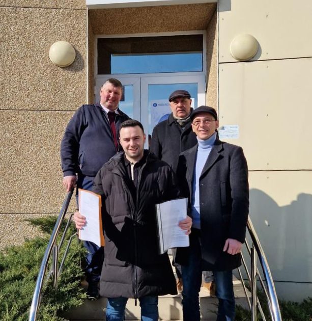 COMUNA FOROTIC E FRUNCEA!