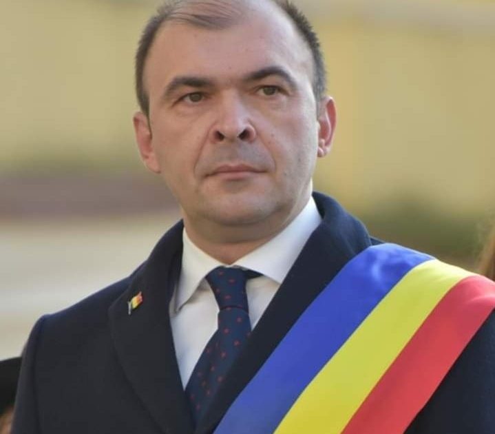 CARANSEBES:FELIX BORCEAN RUPE TACEREA!