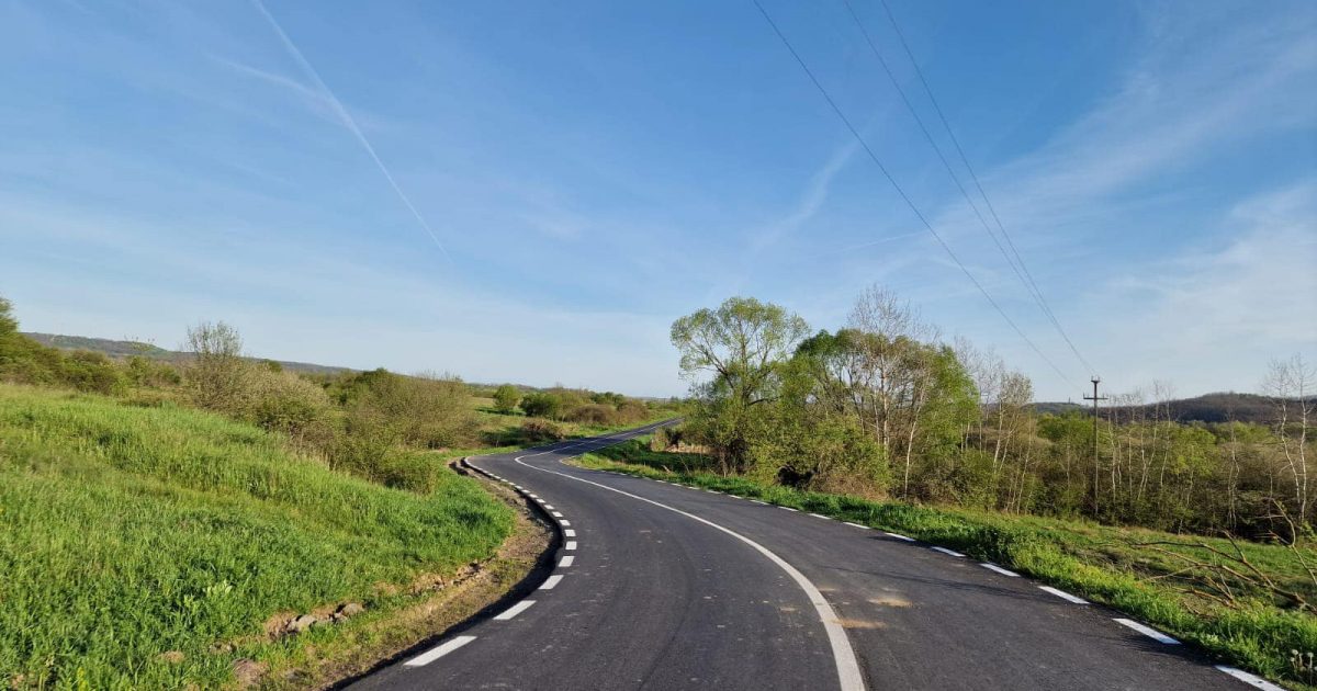 ROMEO DUNCA NU DOAR ASFALTEAZA DRUMURILE! LE SI MARCHEAZA!