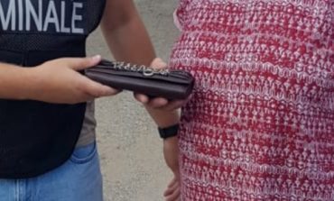 Recuperarea miraculoasă: Poliția Moldova Nouă restituie portofelul pierdut!