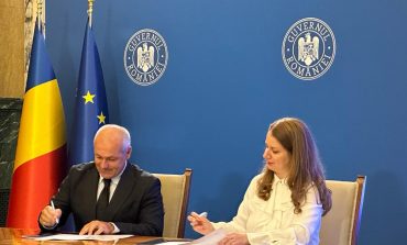 Președintele Consiliului Județean Caraș-Severin, Romeo Dunca, aduce schimbări majore în educație prin dotarea unităților de învățământ