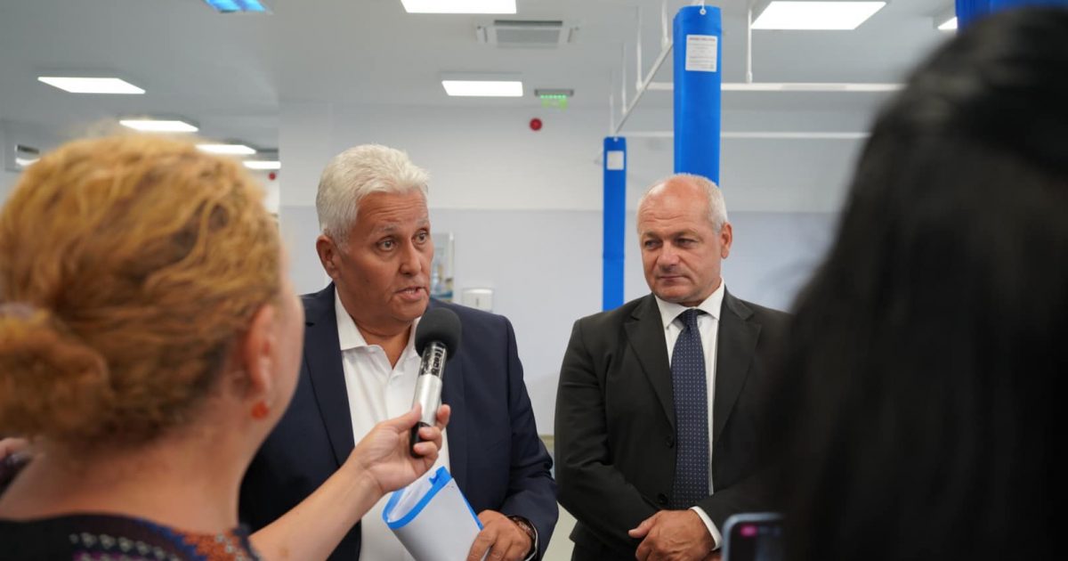 ROMEO DUNCA SE LAUDA CA A REZOLVAT PROBLEMA URGENTELOR MEDICALE!