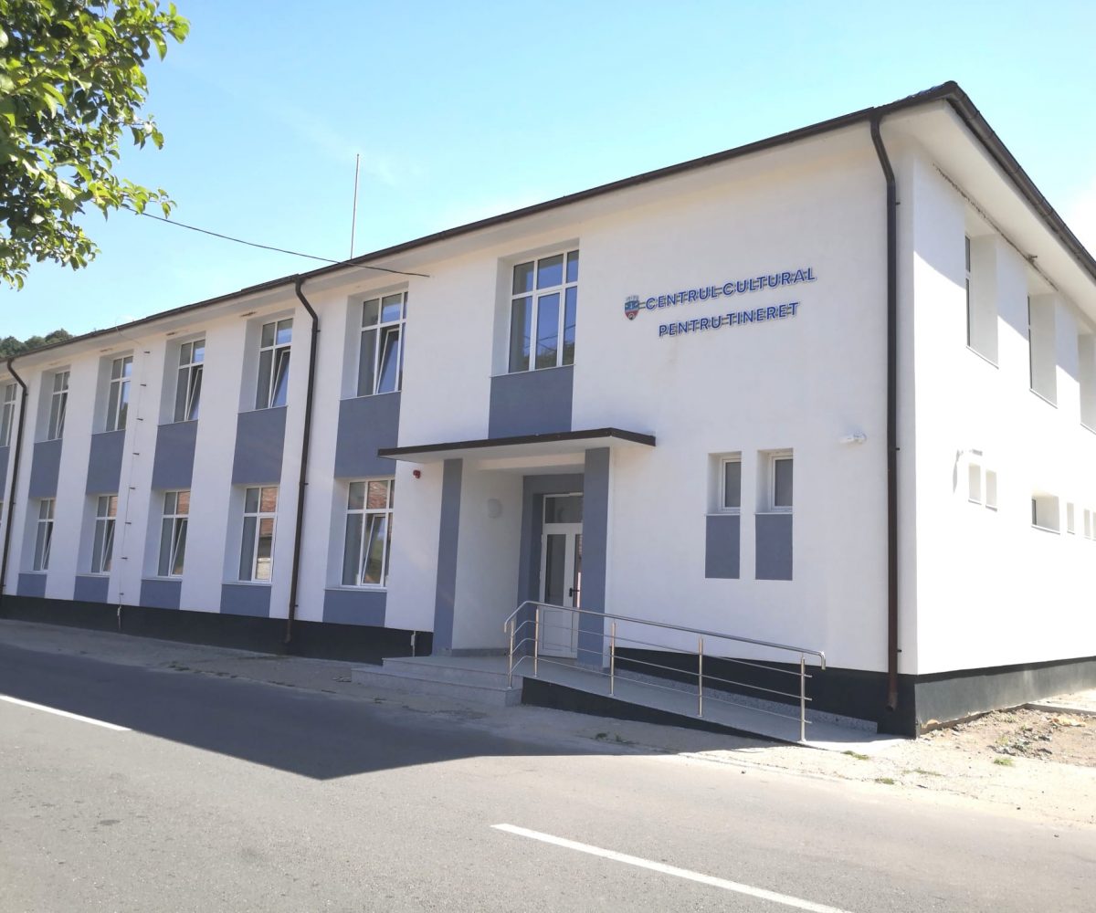 Centrul Cultural pentru Tineret, inaugurat în săptămâna culturii la Moldova Nouă