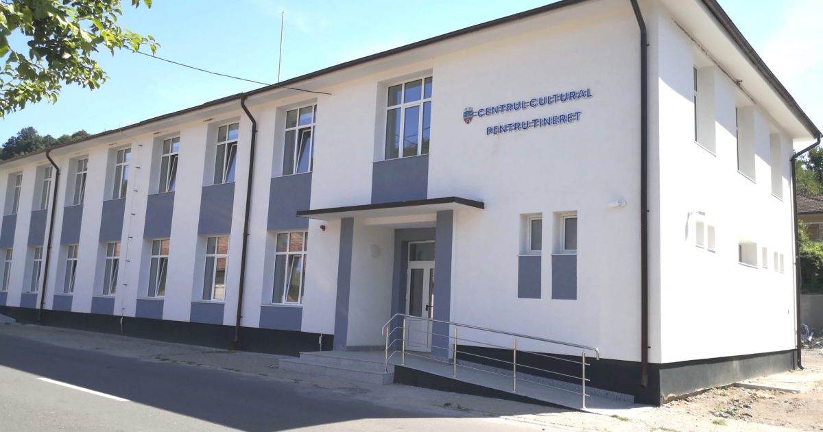Centrul Cultural pentru Tineret, inaugurat în săptămâna culturii la Moldova Nouă