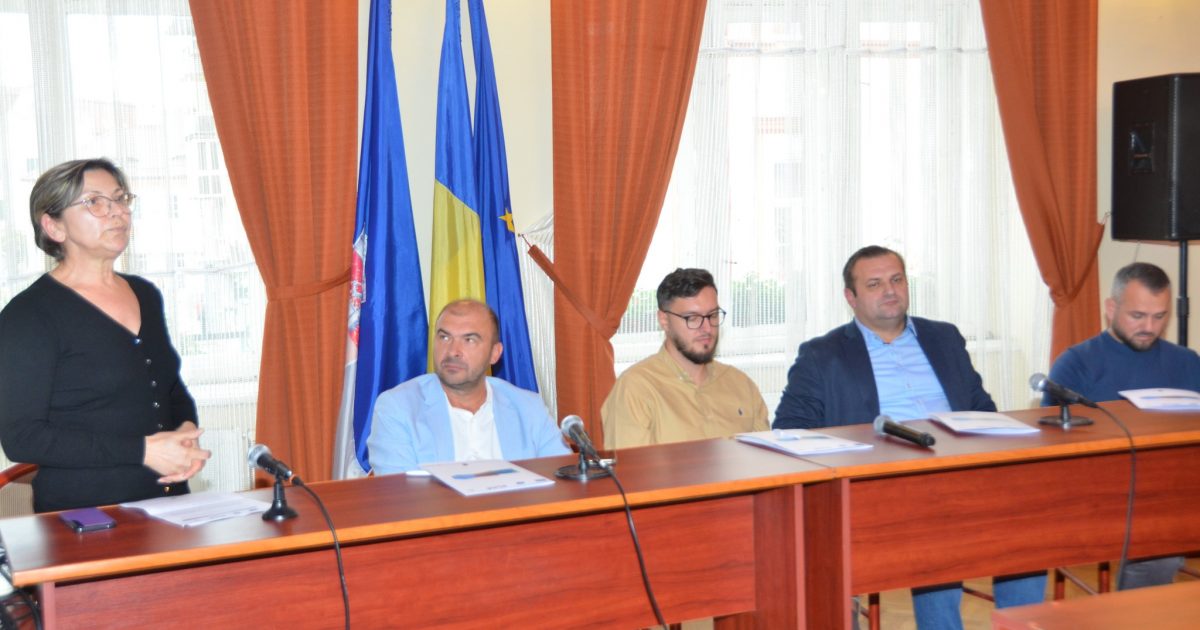 Mai simplu și mai rapid: Cum a transformat Caransebeșul hârtiile în click-uri pentru cetățeni