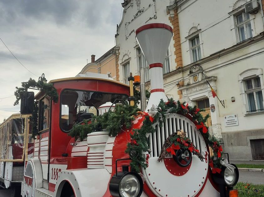 Magia Sărbătorilor prinde viață în Caransebeș
