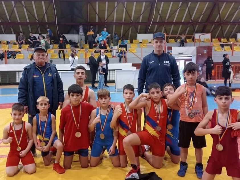 MICII LUPTATORI DIN CARANSEBES SI-AU SPULBERAT ADVERSARII!