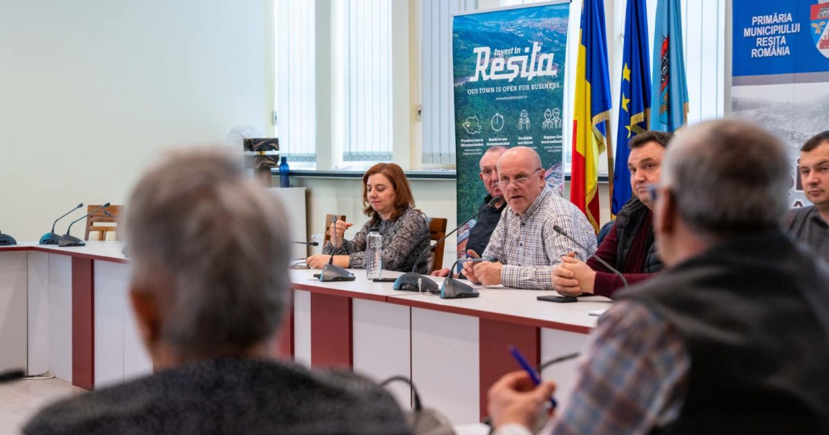 RESITA. NELU POPA-PRIMARUL CELOR 100 DE PROIECTE!