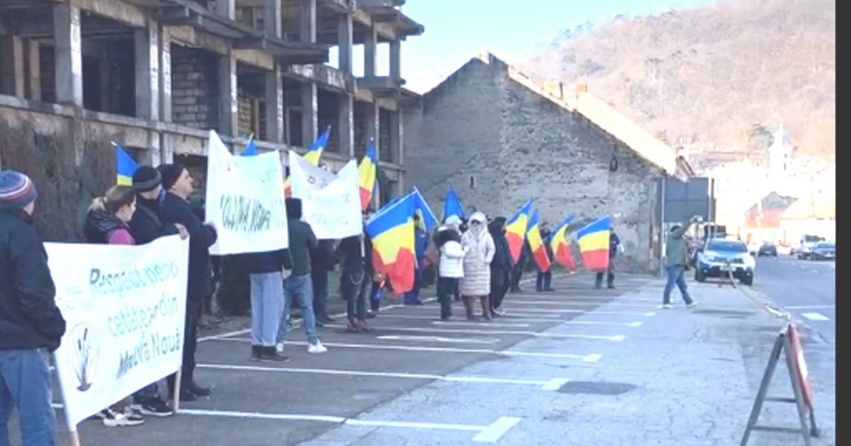 Revolta cetățenilor din Moldova Nouă - taxe exorbitante, primar indiferent!