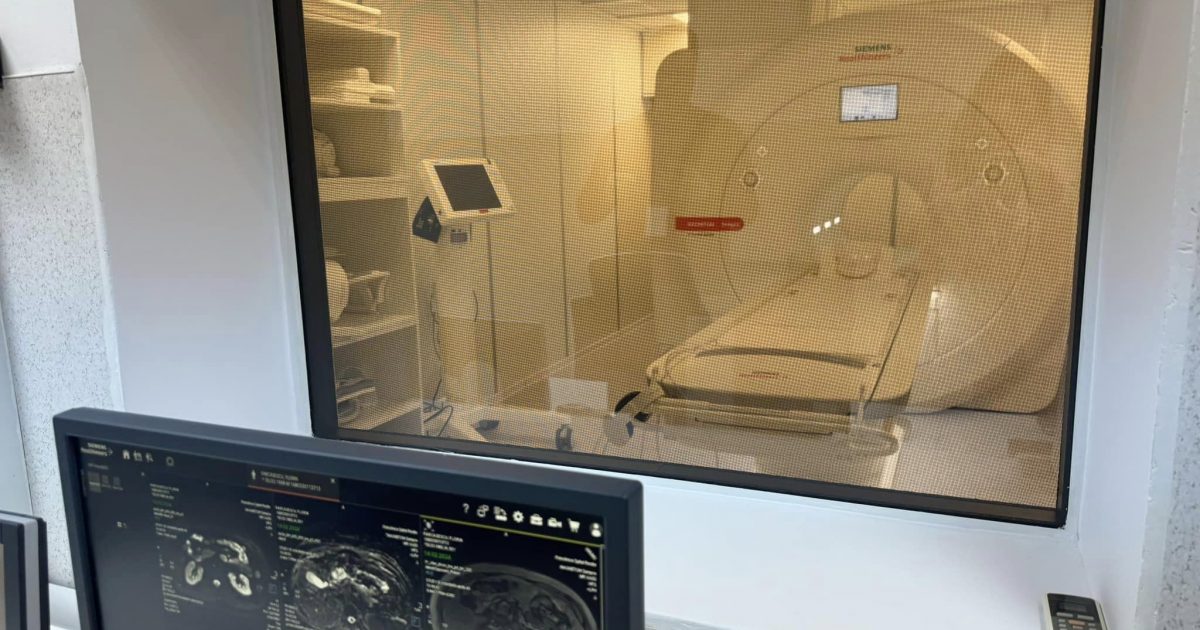 SPITALUL DIN RESITA ARE DE-ACUM UN RMN DE ULTIMA GENERATIE!!!